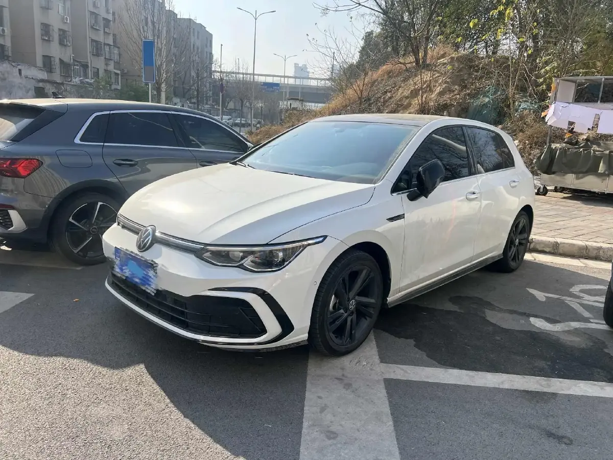 2023 Volkswagen Golf 1.4T 150HP L4 7DCT