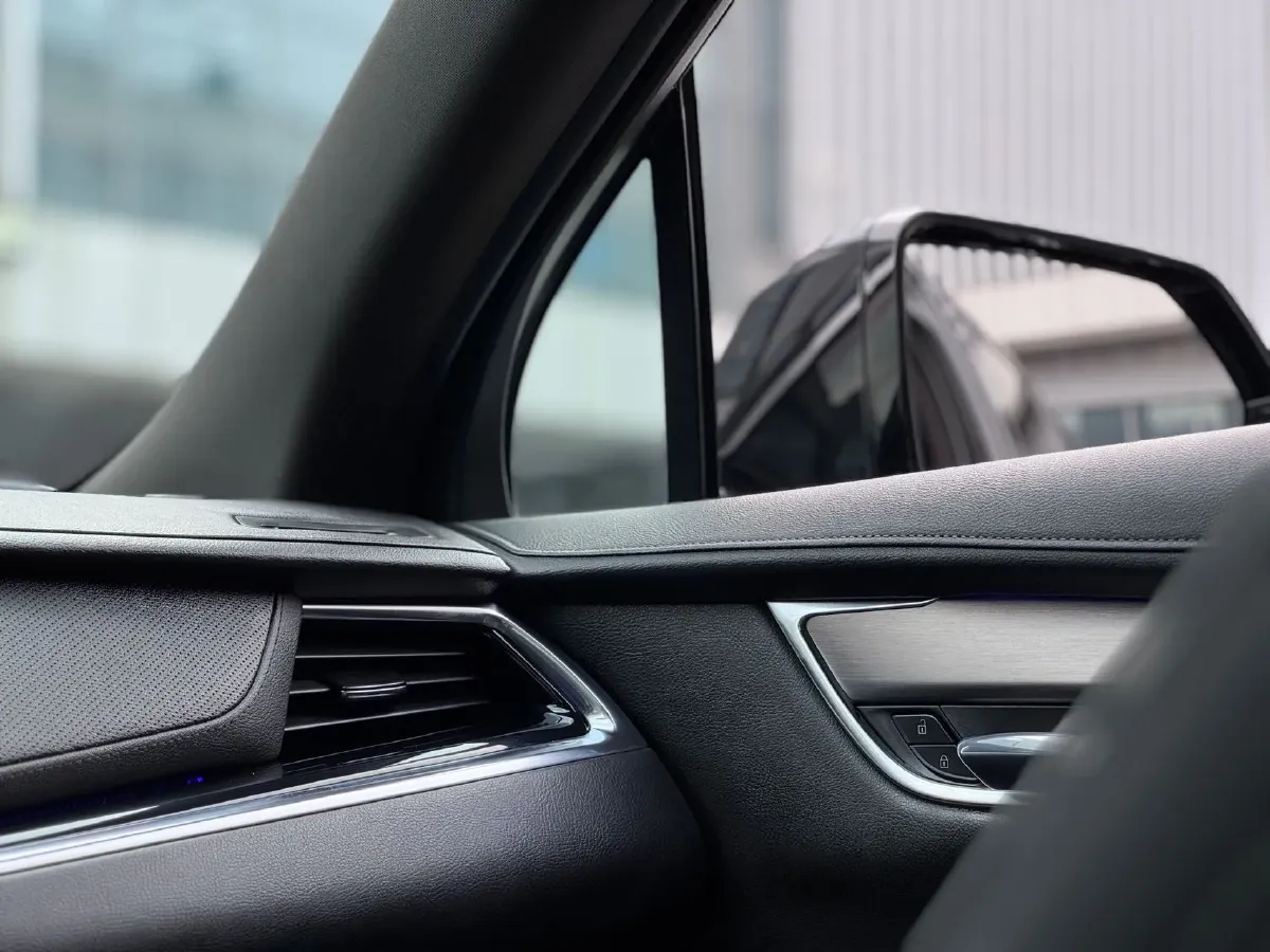 2021 Cadillac XT6 2.0T 237HP L4 9AT,autocango,china used car exporter,china ev exporter,chinese used car exporter,chinese used ev exporter