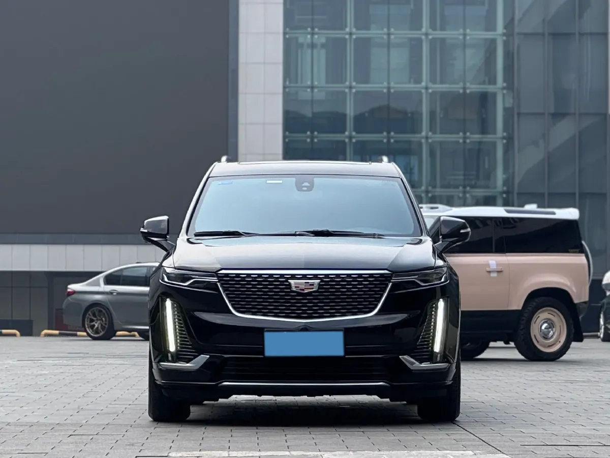 2021 Cadillac XT6 2.0T 237HP L4 9AT,autocango,china used car exporter,china ev exporter,chinese used car exporter,chinese used ev exporter