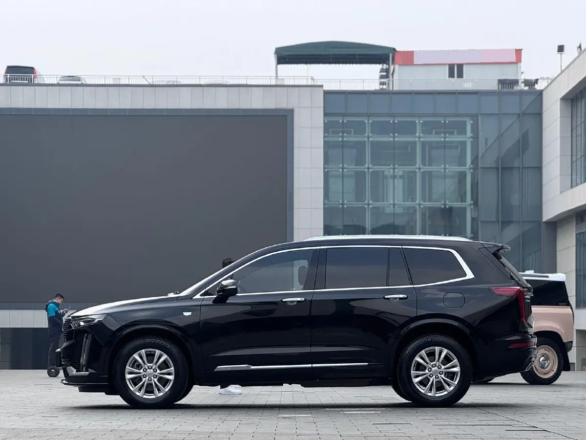 2021 Cadillac XT6 2.0T 237HP L4 9AT,autocango,china used car exporter,china ev exporter,chinese used car exporter,chinese used ev exporter