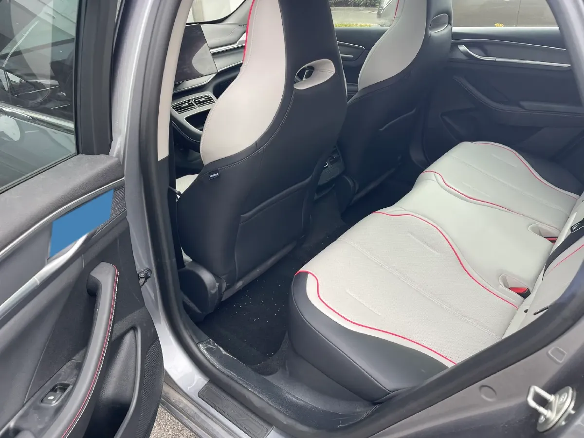 2022 ChangAn Oshan Z6 1.5T 170HP L4 6TCT PHEV 28.4KWH,autocango,china used car exporter,china ev exporter,chinese used car exporter,chinese used ev exporter