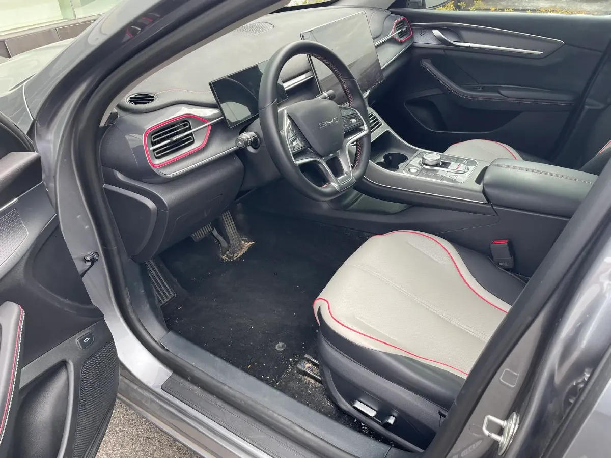 2022 ChangAn Oshan Z6 1.5T 170HP L4 6TCT PHEV 28.4KWH,autocango,china used car exporter,china ev exporter,chinese used car exporter,chinese used ev exporter