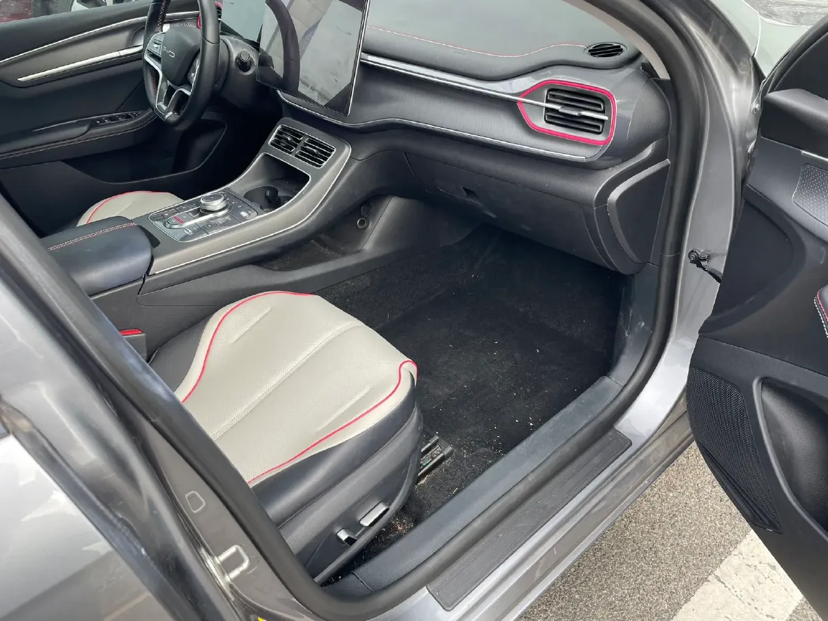 2022 ChangAn Oshan Z6 1.5T 170HP L4 6TCT PHEV 28.4KWH,autocango,china used car exporter,china ev exporter,chinese used car exporter,chinese used ev exporter