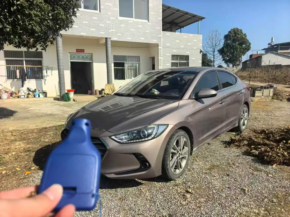 2016 Hyundai Elantra 1.6L 130HP L4 6AT