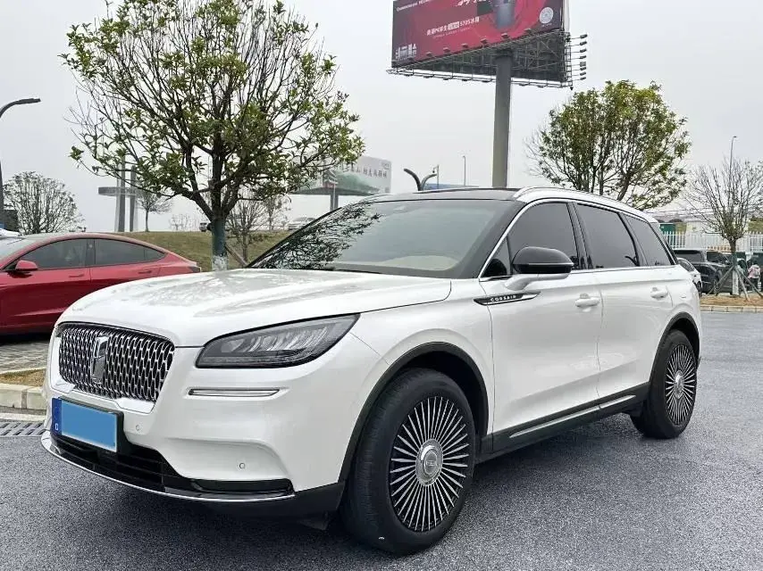 2022 Lincoln Corsair 2.0T 245HP L4 8AT