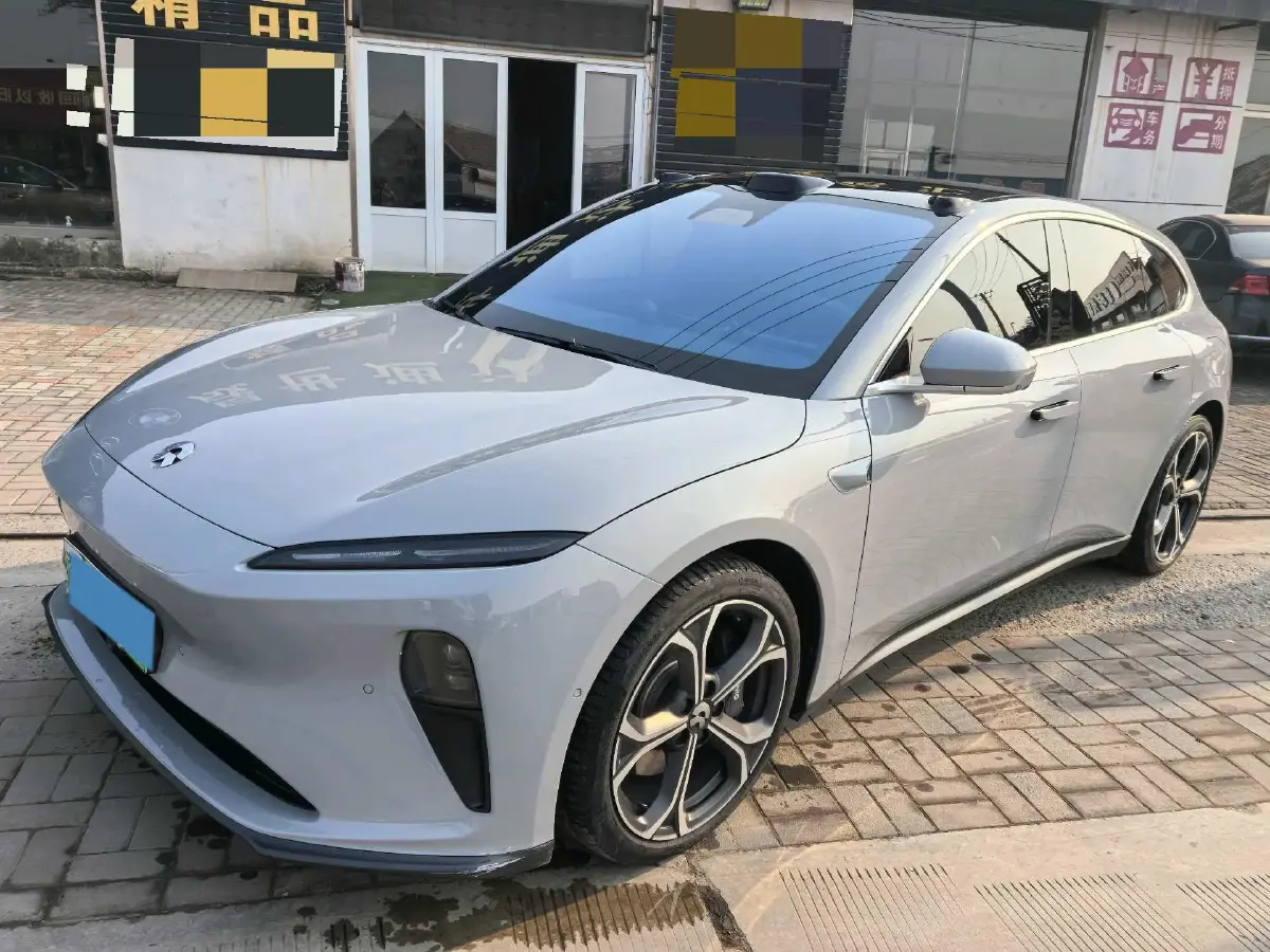 2024 NIO ET5T BEV 75KWH