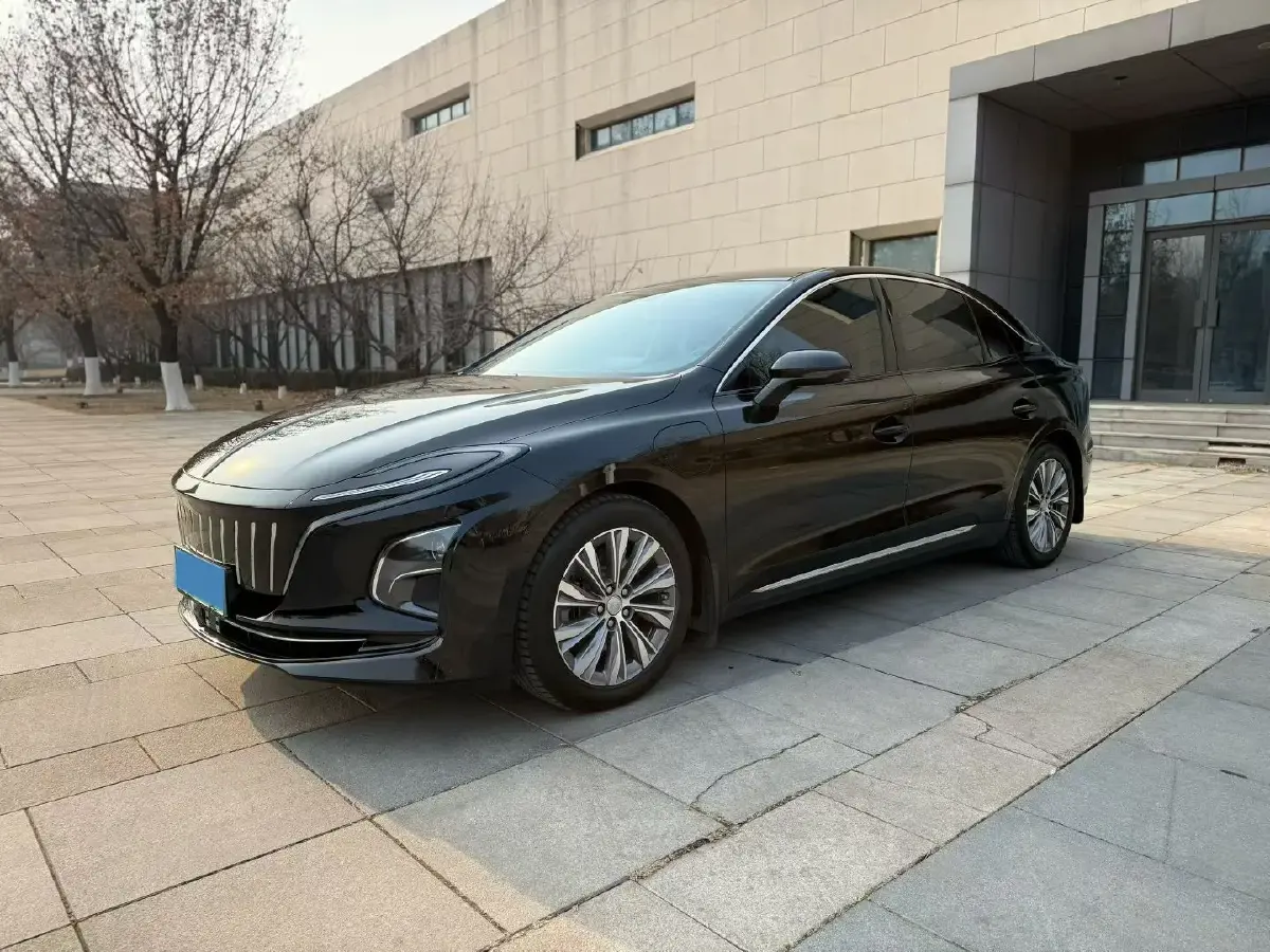 2023 HongQi E-QM5 BEV 82KWH