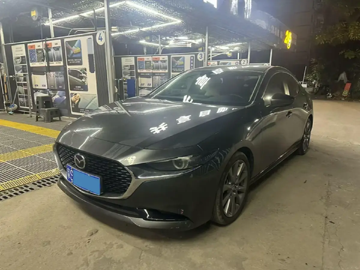2022 Mazda 3 Axela 2.0L 158HP L4 6AT