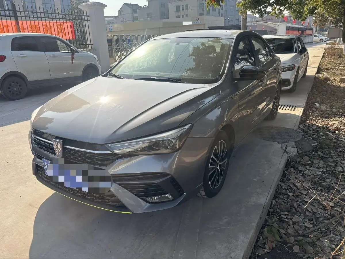 2021 Roewe i5 1.5L 120HP L4 CVT