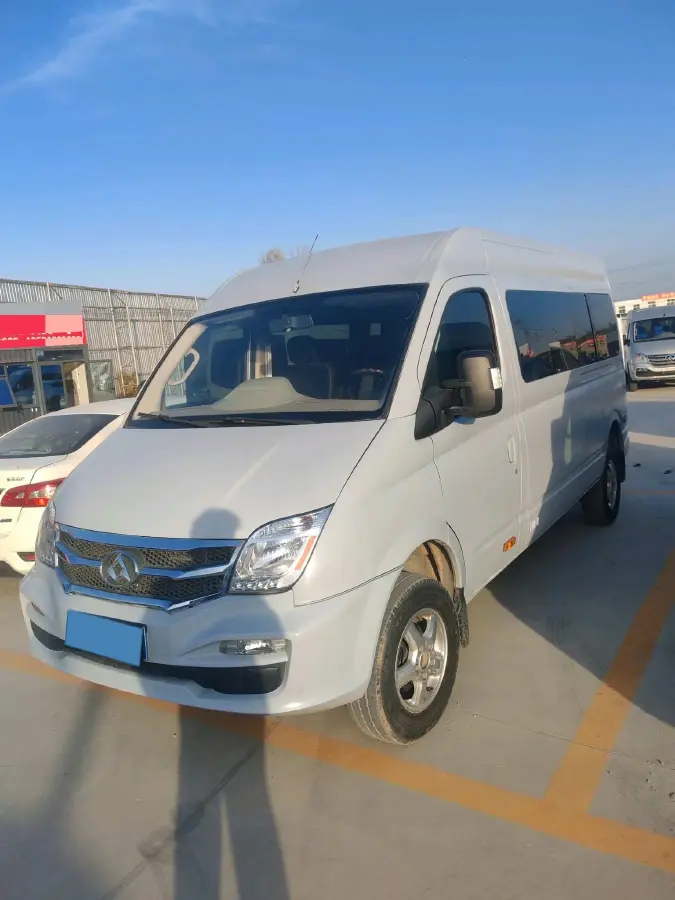 2020 MAXUS XinTu V80 2.5T 136HP L4 6MT