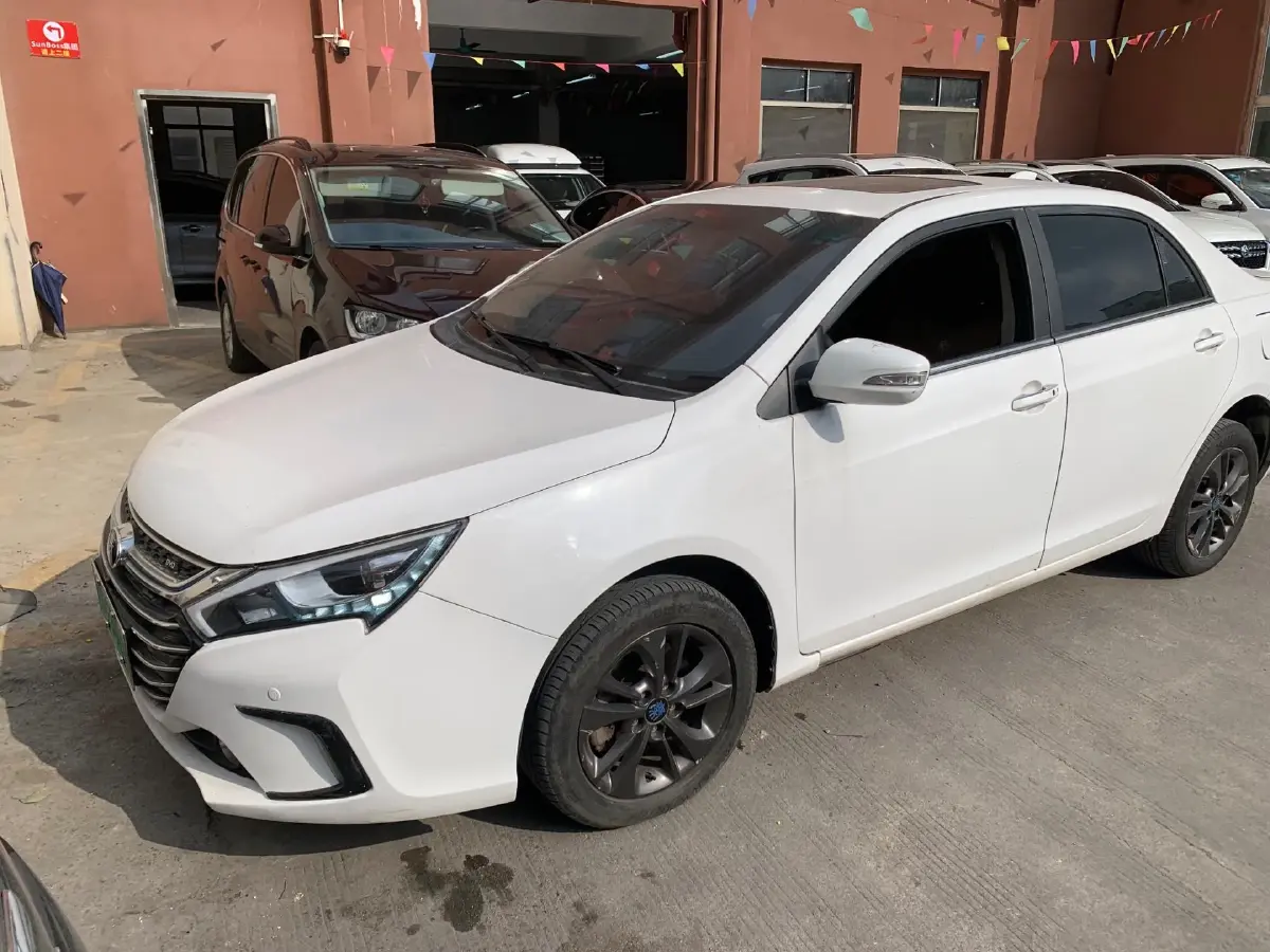 2018 BYD Qin 1.5T 154HP L4 6DCT PHEV 15.2KWH
