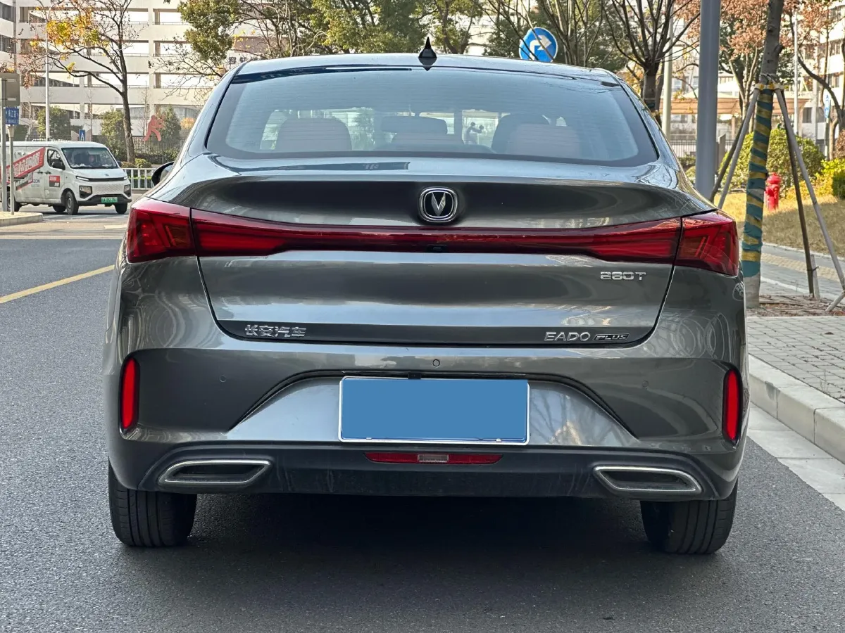 2024 ChangAn Eado 1.4T 160HP L4 7DCT,autocango,china used car exporter,china ev exporter,chinese used car exporter,chinese used ev exporter