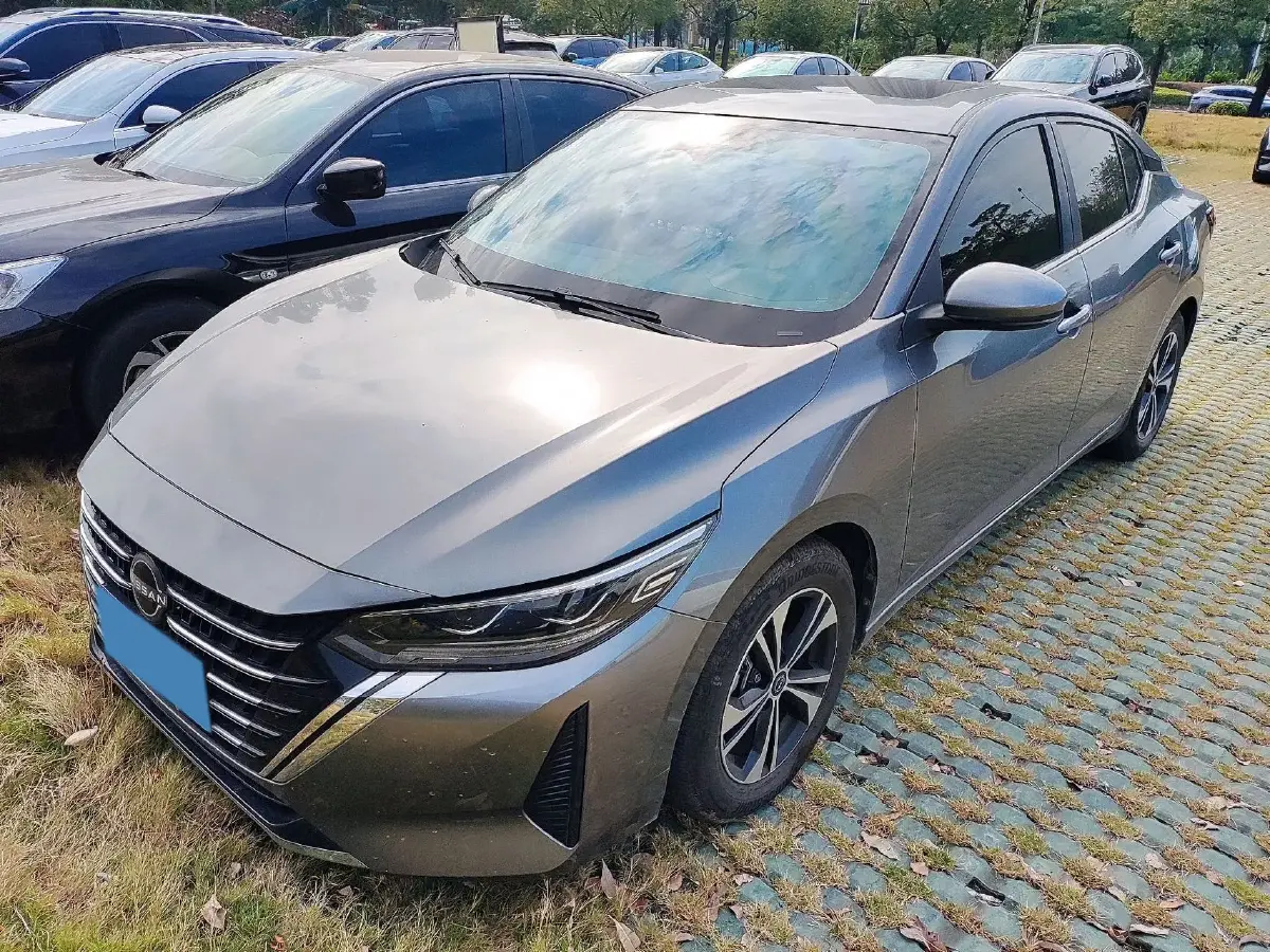 2023 Nissan Sylphy 1.6L 135HP L4 CVT