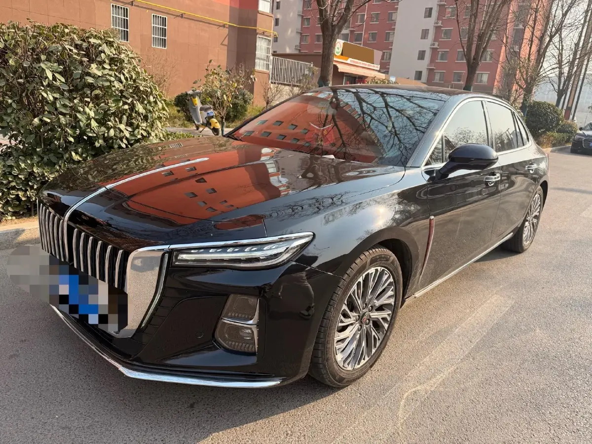 2023 HongQi H5 2.0T 224HP L4 8AT