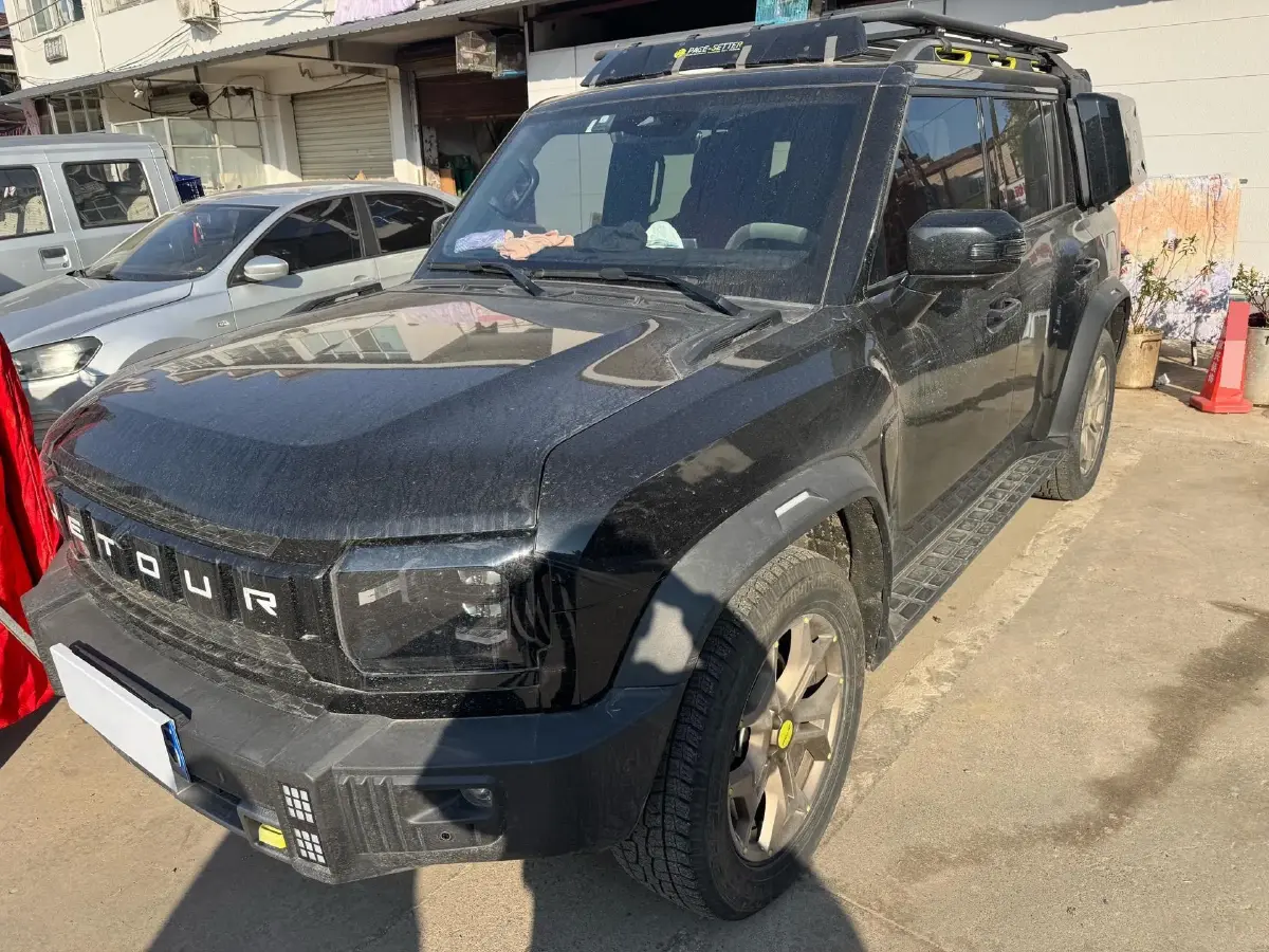 2023 Jetour Traveller 2.0T 254HP L4 8AT