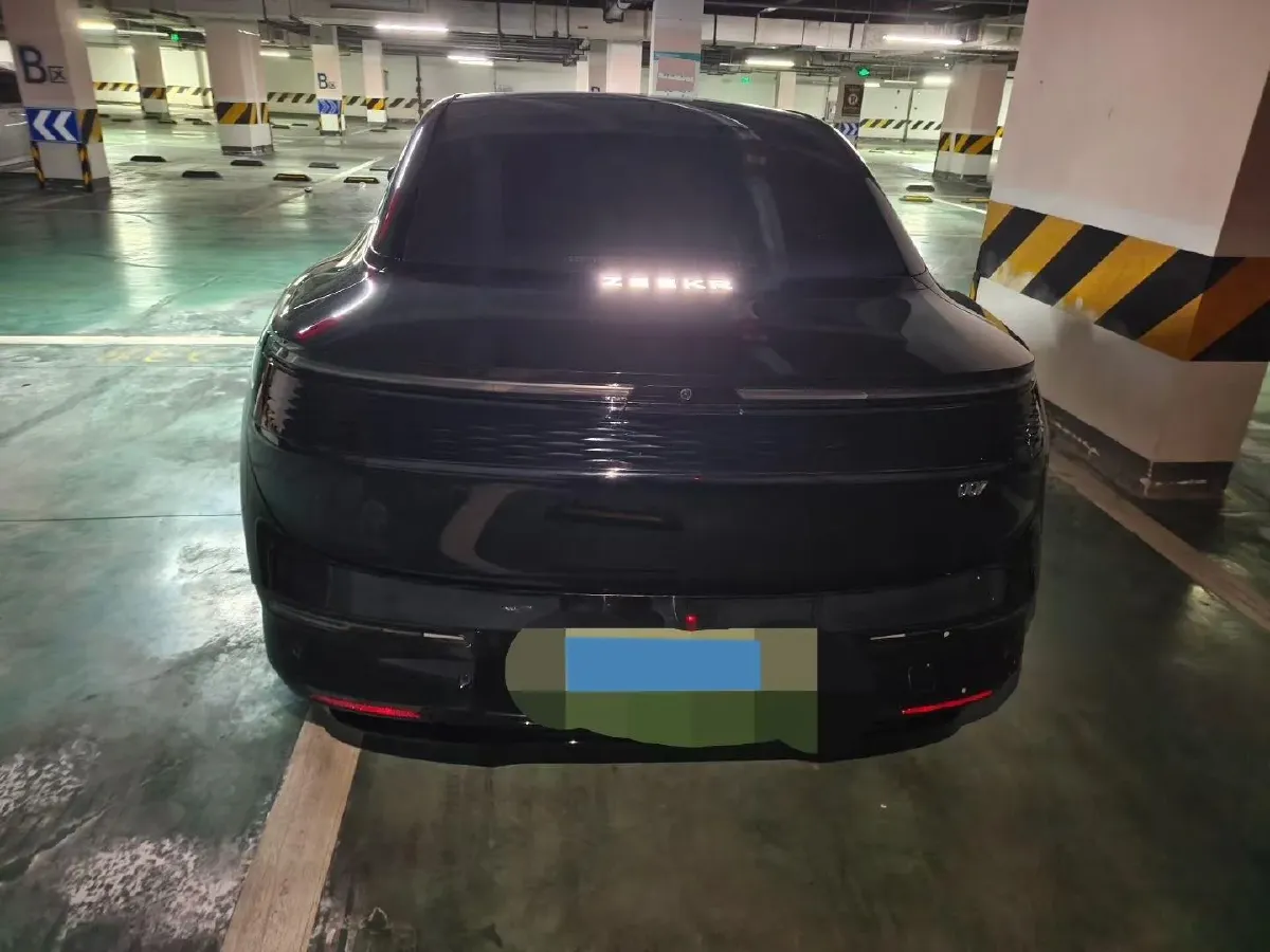 2024 Zeekr 007 BEV 100KWH,autocango,china used car exporter,china ev exporter,chinese used car exporter,chinese used ev exporter