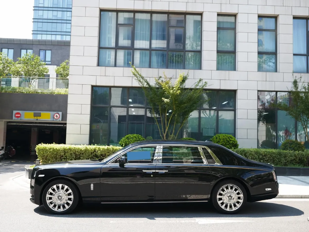 2018 Rolls-Royce Phantom 6.7T 571HP V12 8AT,autocango,china used car exporter,china ev exporter,chinese used car exporter,chinese used ev exporter