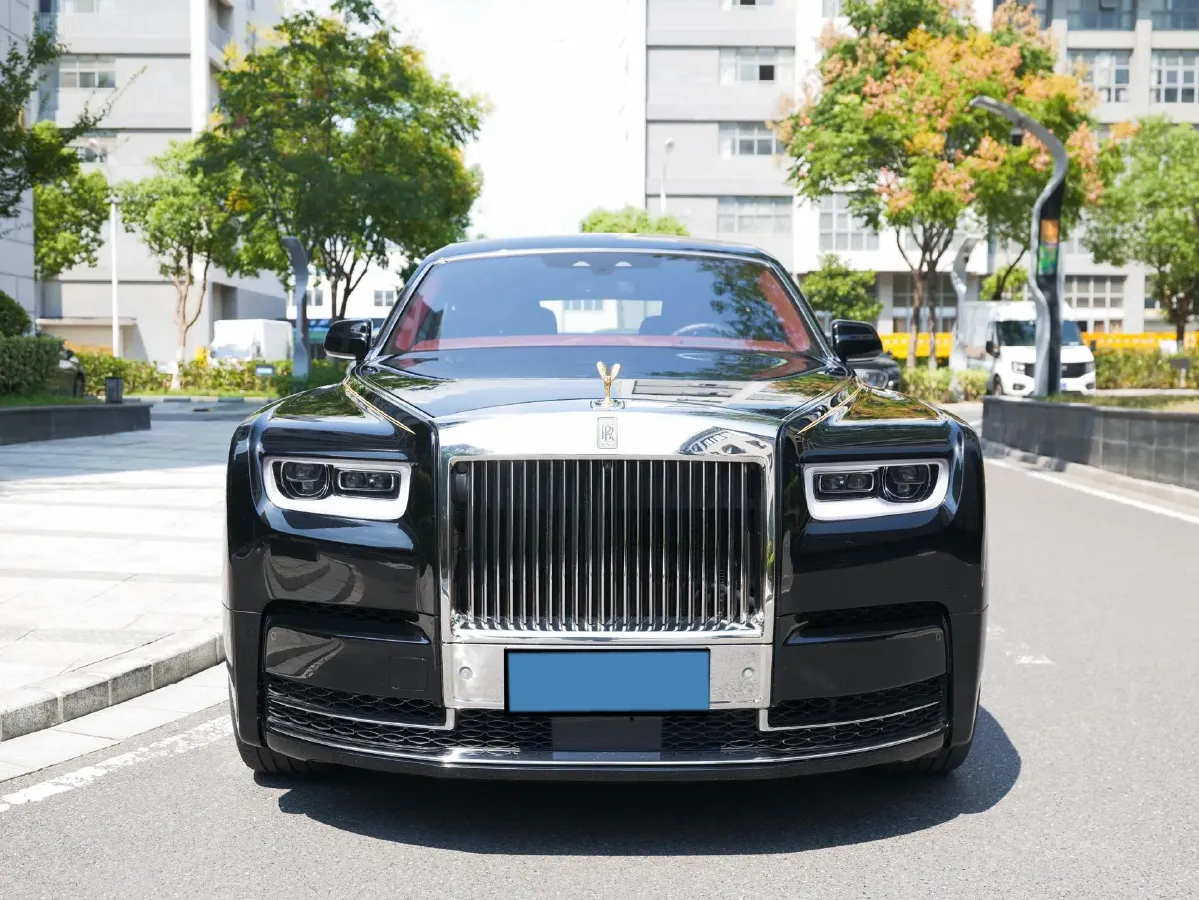 2018 Rolls-Royce Phantom 6.7T 571HP V12 8AT,autocango,china used car exporter,china ev exporter,chinese used car exporter,chinese used ev exporter