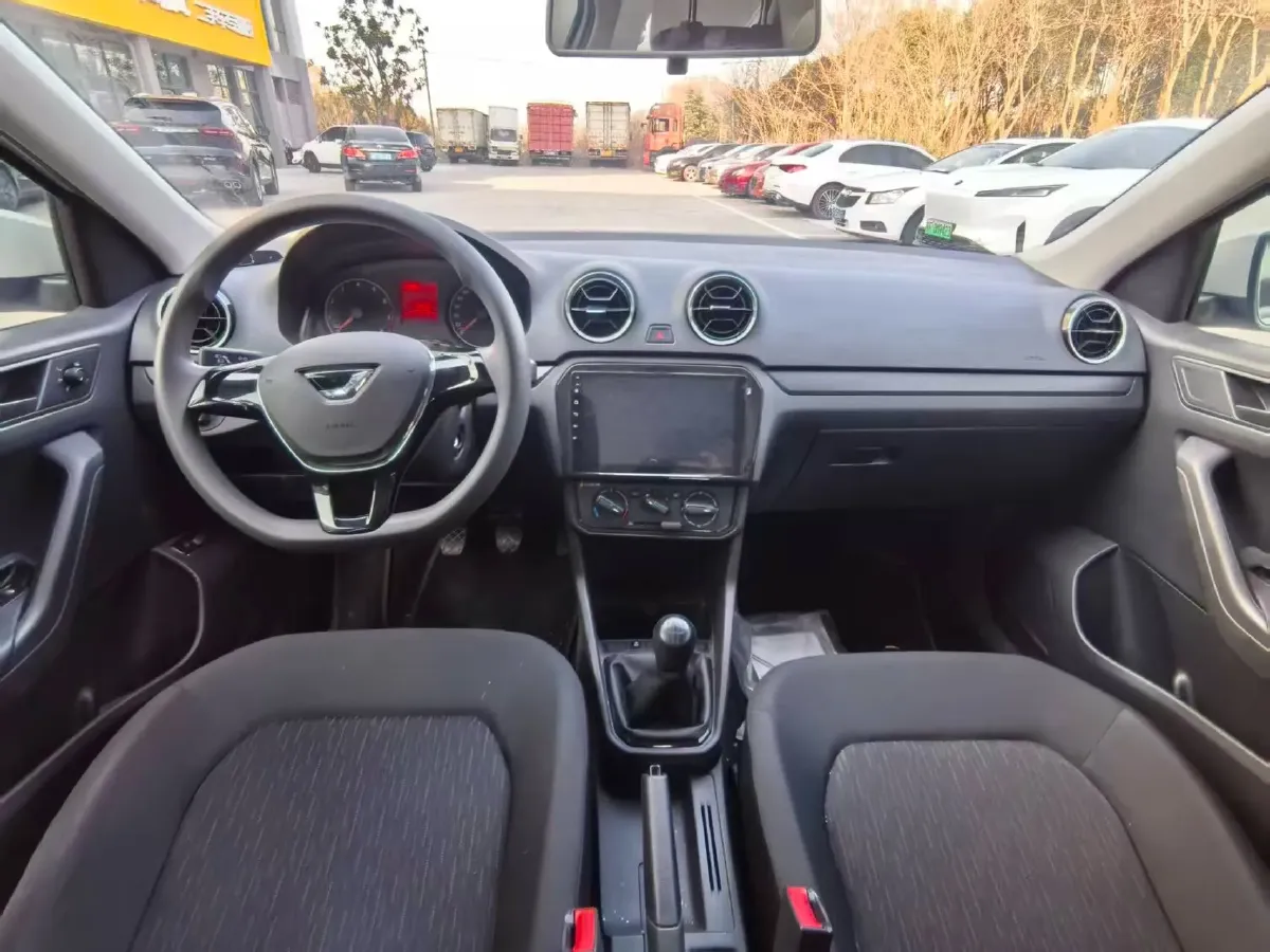 2021 Jetta VA3 1.5L 112HP L4 5MT,autocango,china used car exporter,china ev exporter,chinese used car exporter,chinese used ev exporter