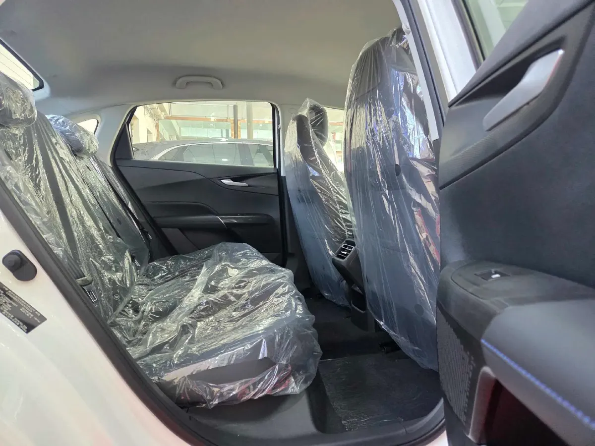 2025 ChangAn EadoPHEV 1.5L 98HP L4 E-CVT PHEV,autocango,china used car exporter,china ev exporter,chinese used car exporter,chinese used ev exporter