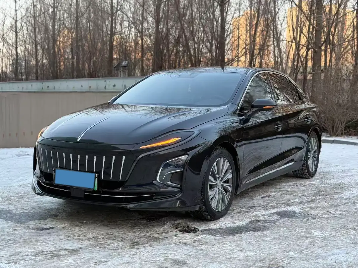 2024 HongQi E-QM5 BEV 72KWH