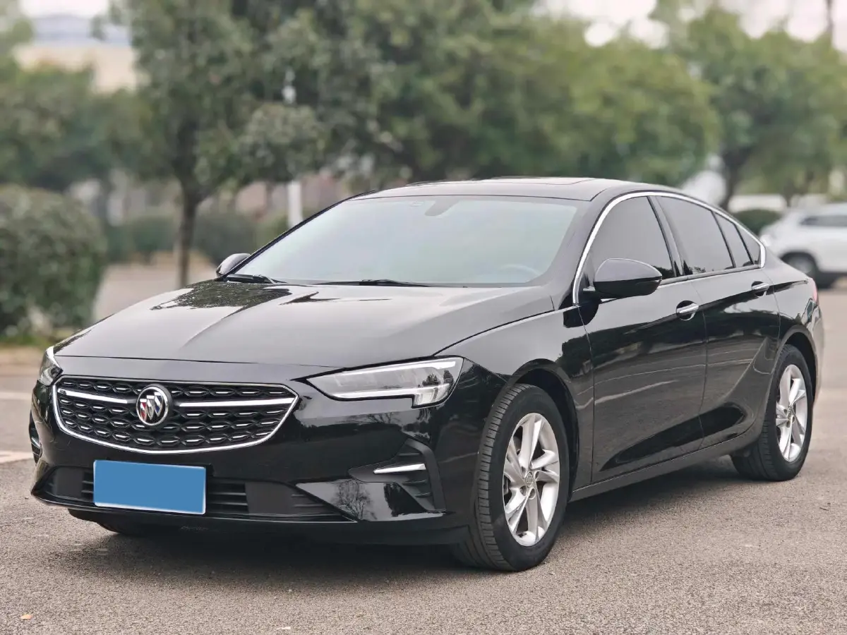 2022 Buick Regal 1.5T 169HP L4 9AT