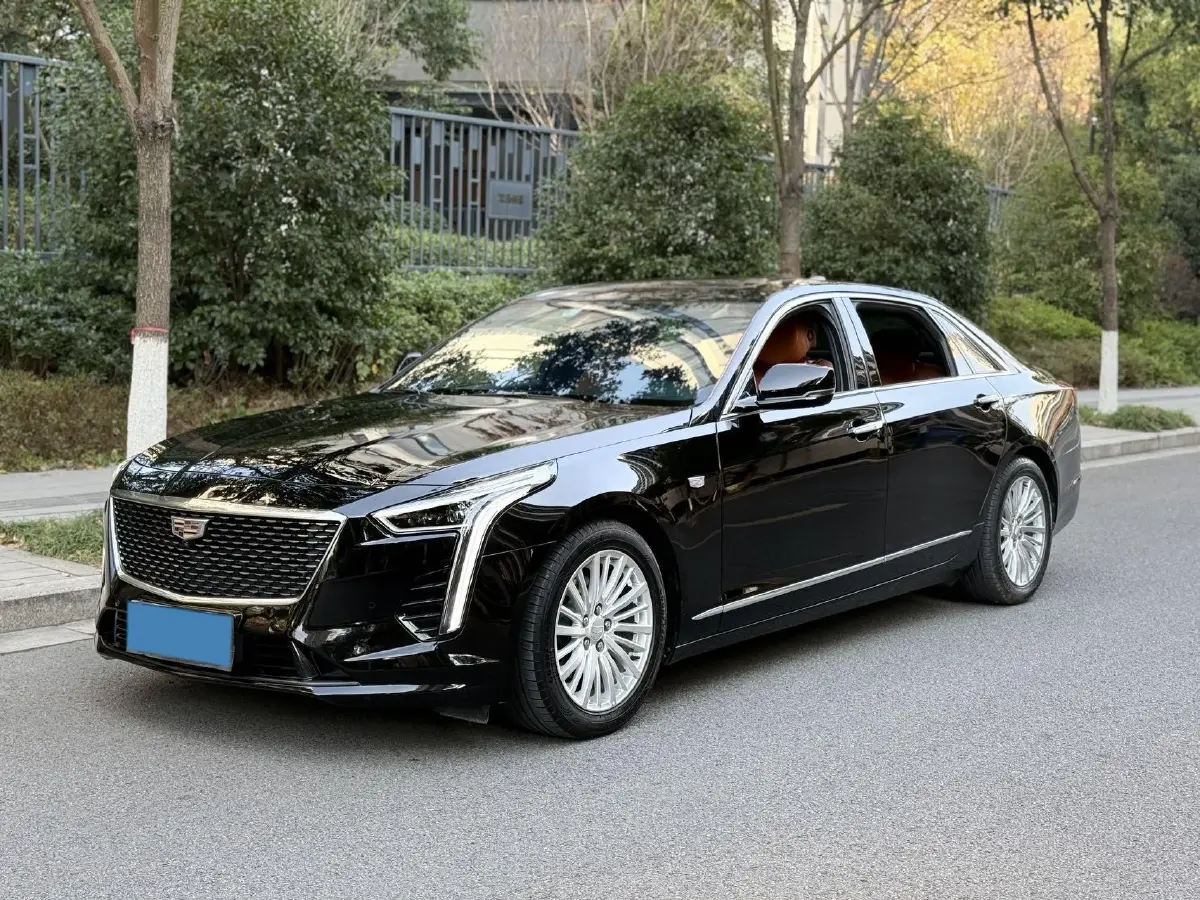 2022 Cadillac CT6 2.0T 237HP L4 10AT