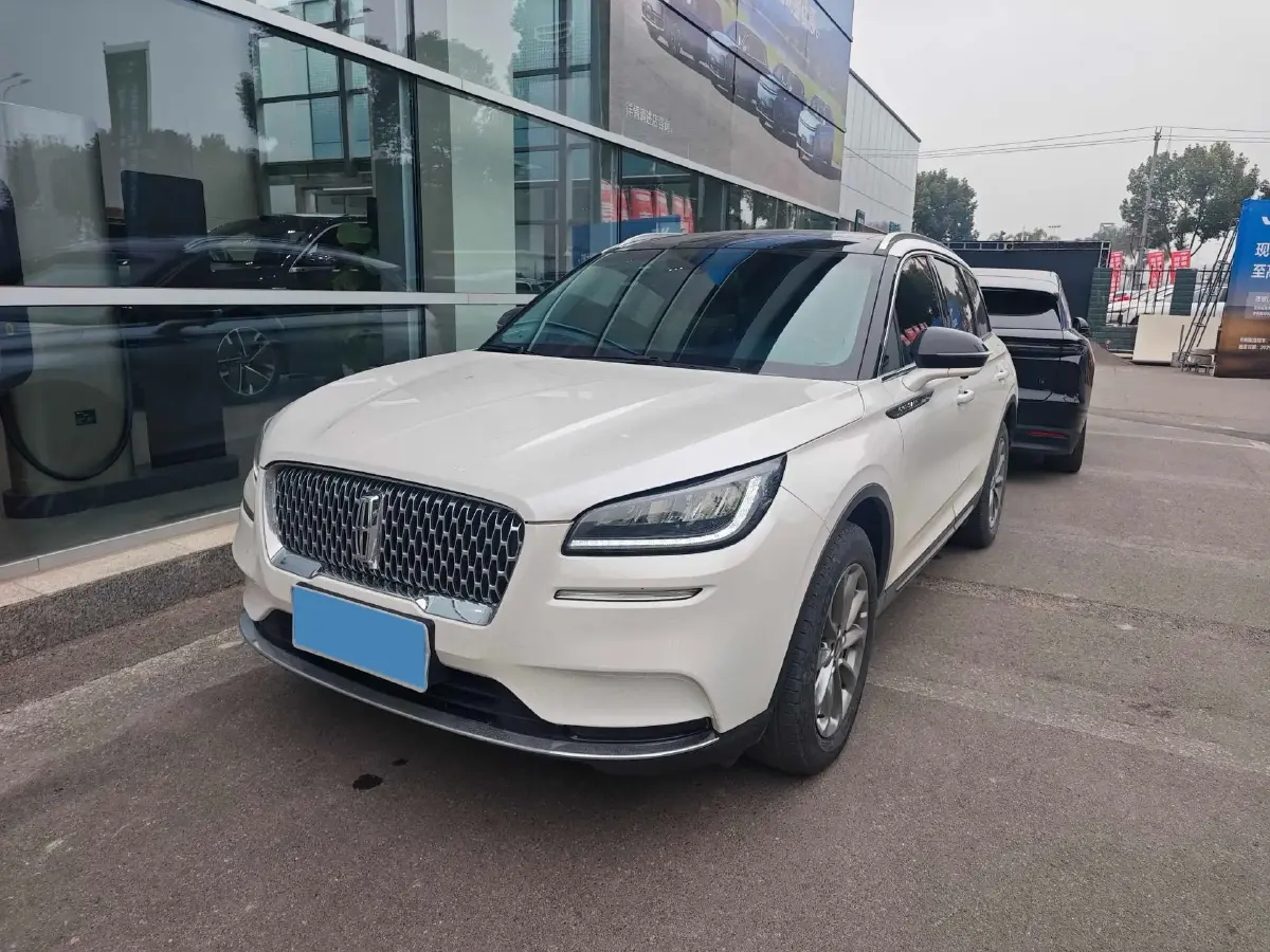 2020 Lincoln Corsair 2.0T 245HP L4 8AT