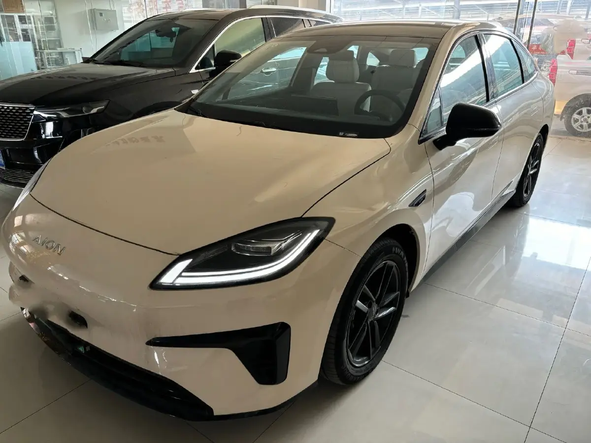 2025 Aion AION RT BEV 68.1KWH