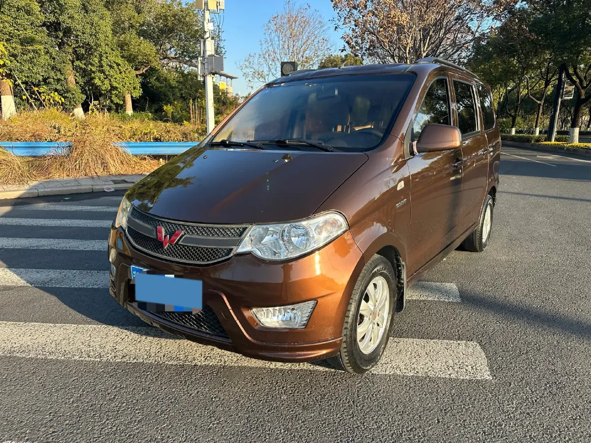 2016 WuLing HongGuang 1.5L 112HP L4 5MT