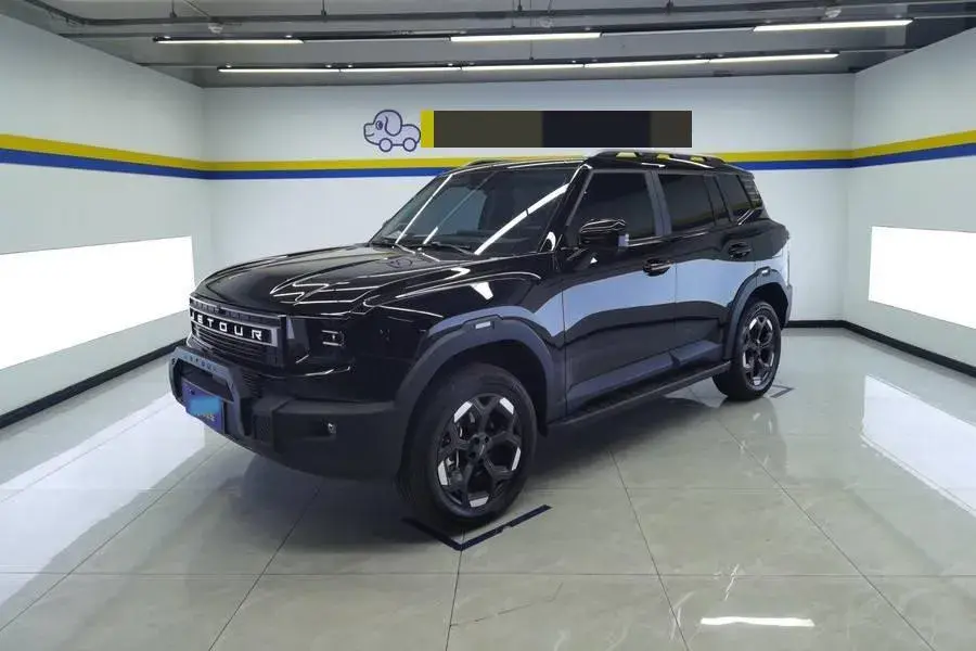 2025 Jetour Traveller 2.0T 254HP L4 7DCT