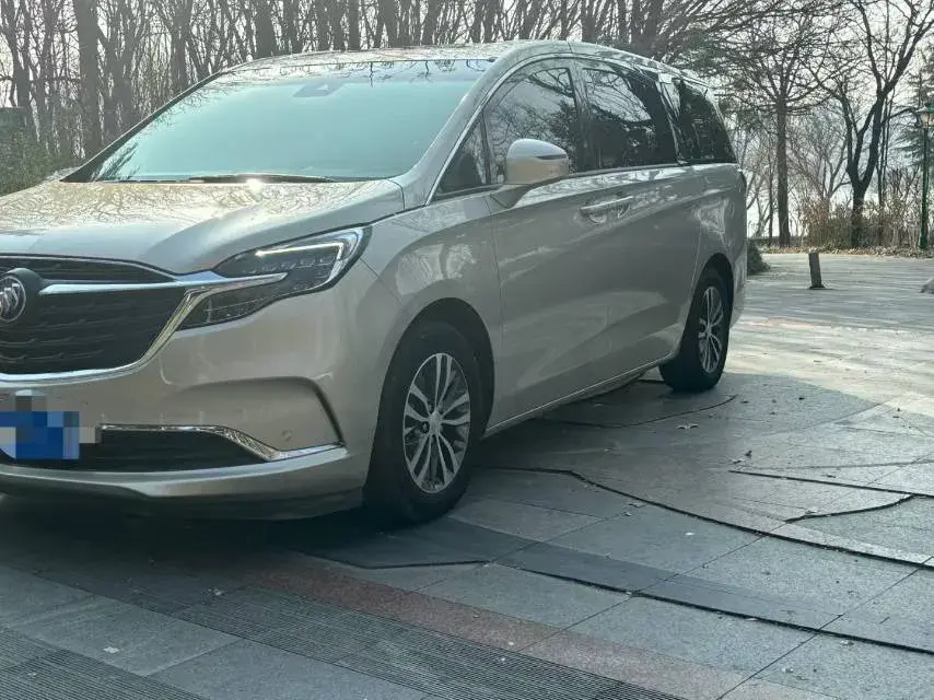 2022 Buick GL8 2.0T 237HP L4 9AT