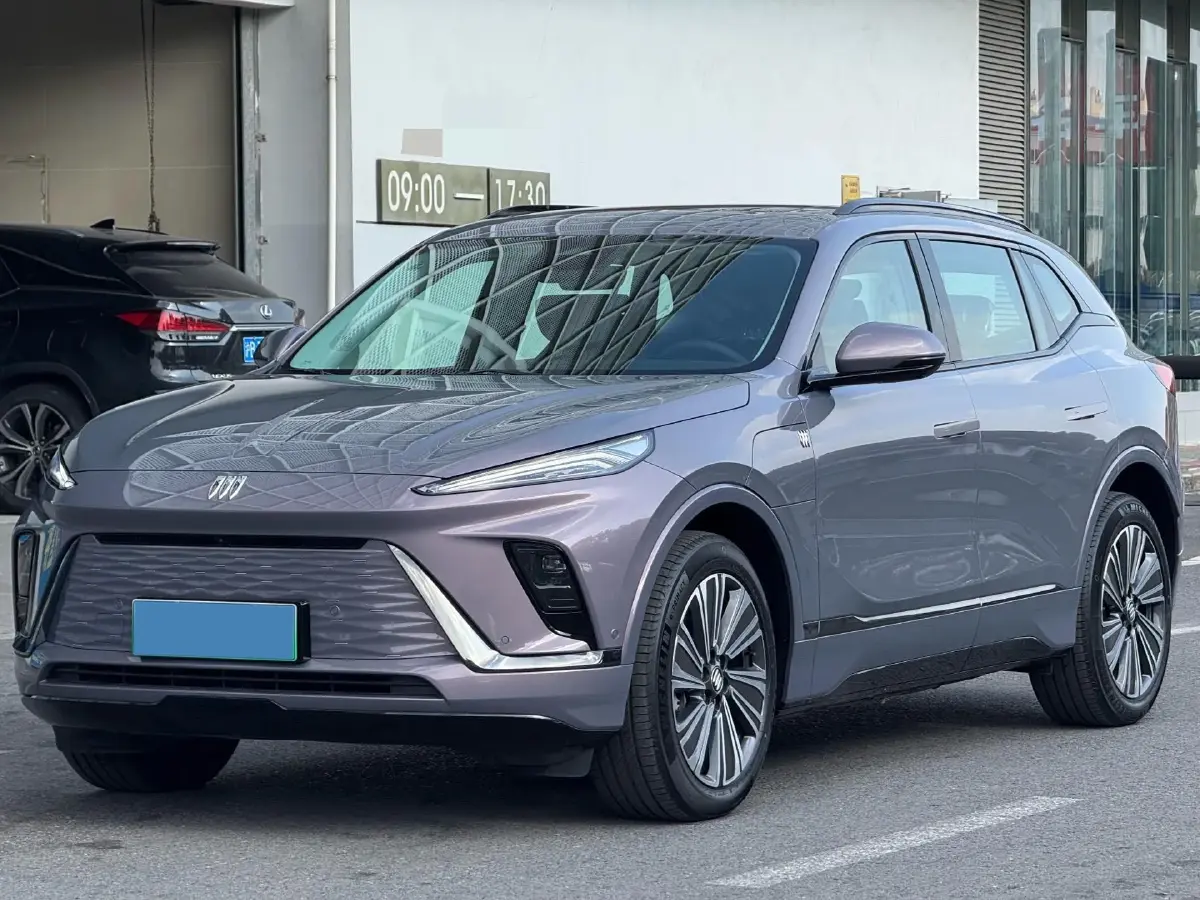 2023 Buick EnvisionPlus 1.5T 211HP L4 9AT