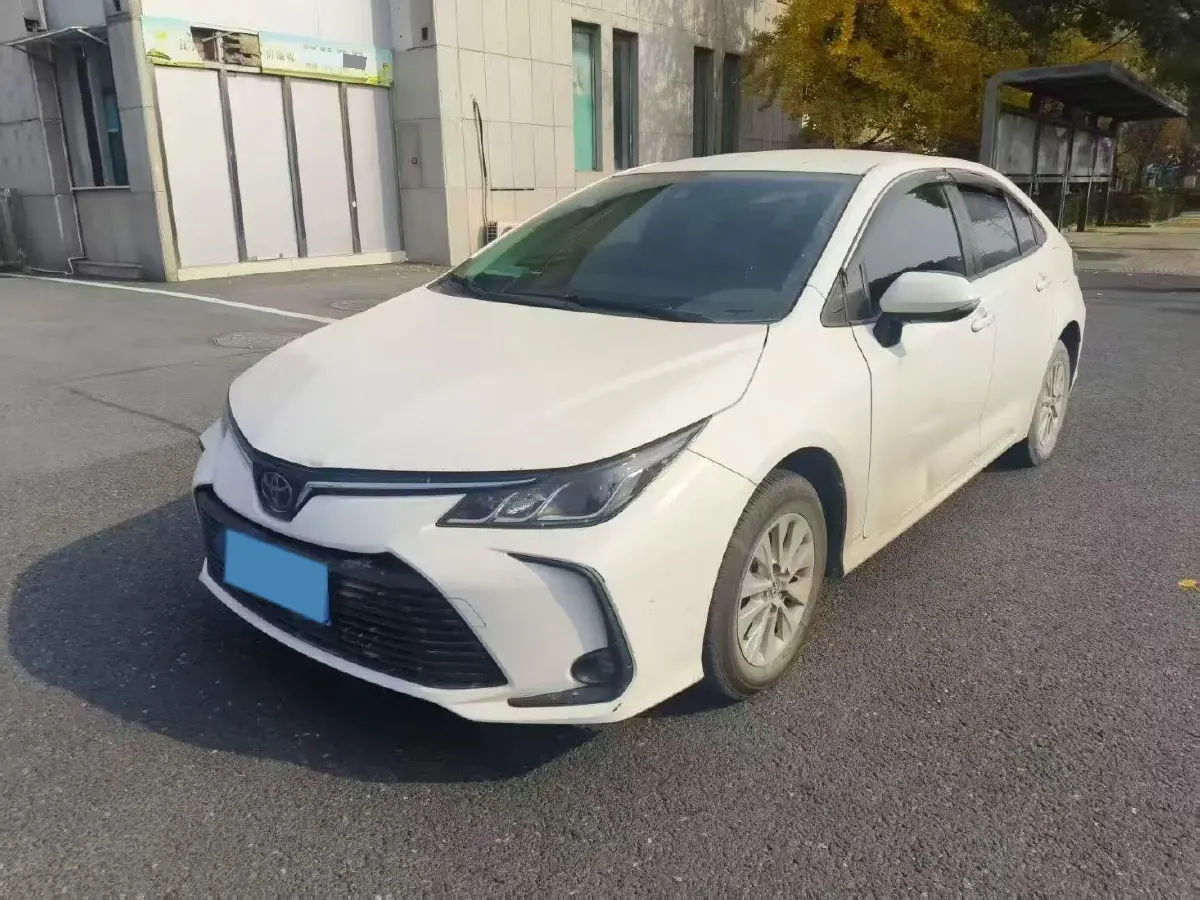 2019 Toyota Corolla 1.2T 116HP L4 CVT