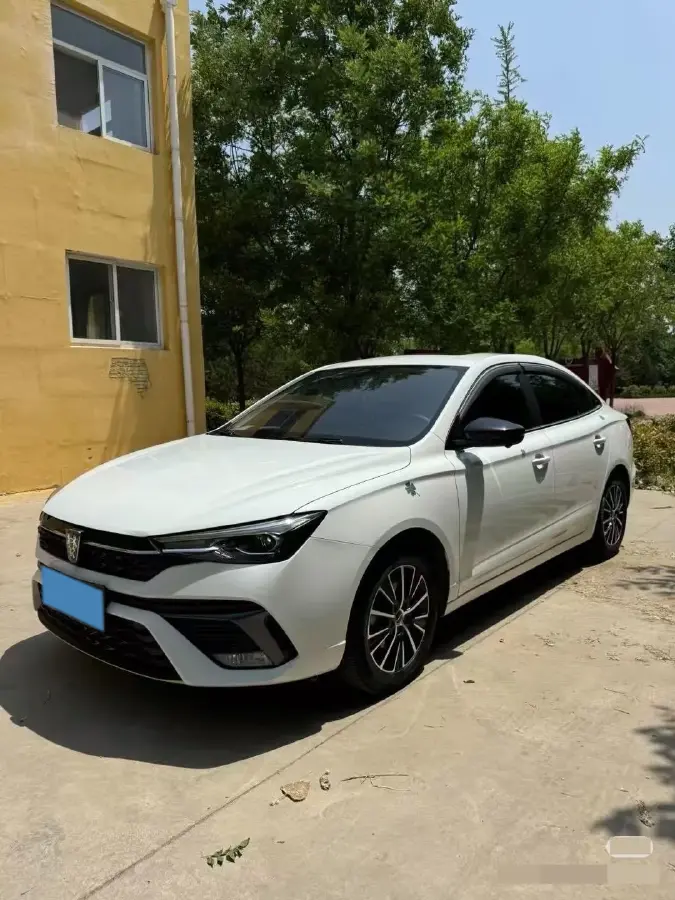 2021 Roewe i5 1.5L 120HP L4 CVT