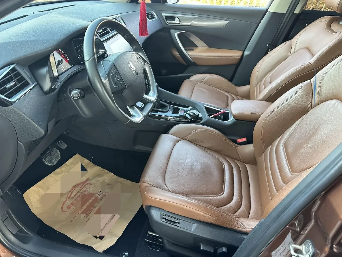 2018 DS 6 1.6T 167HP L4 6AT,autocango,china used car exporter,china ev exporter,chinese used car exporter,chinese used ev exporter