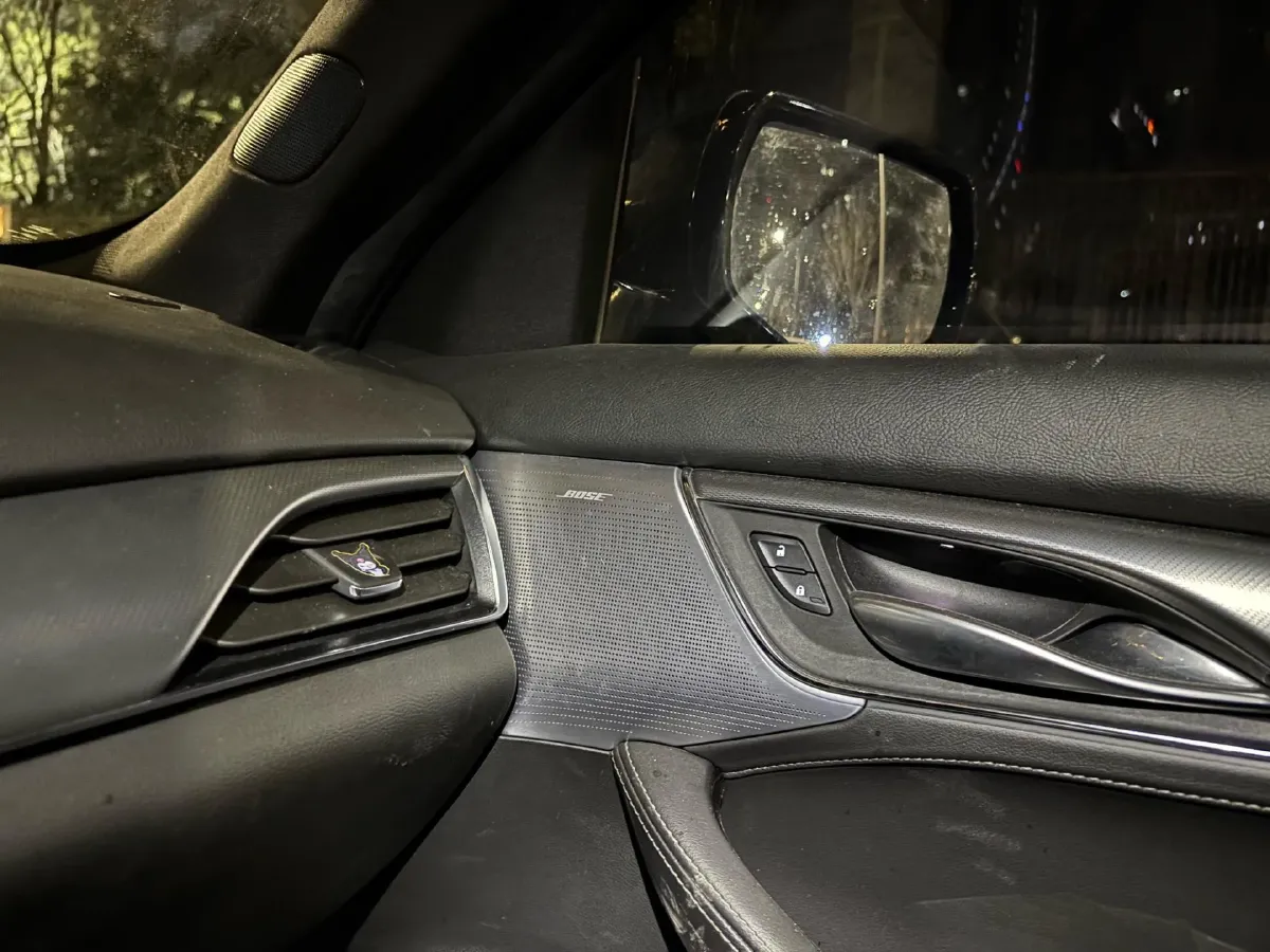 2023 Cadillac CT5 2.0T 237HP L4 10AT,autocango,china used car exporter,china ev exporter,chinese used car exporter,chinese used ev exporter