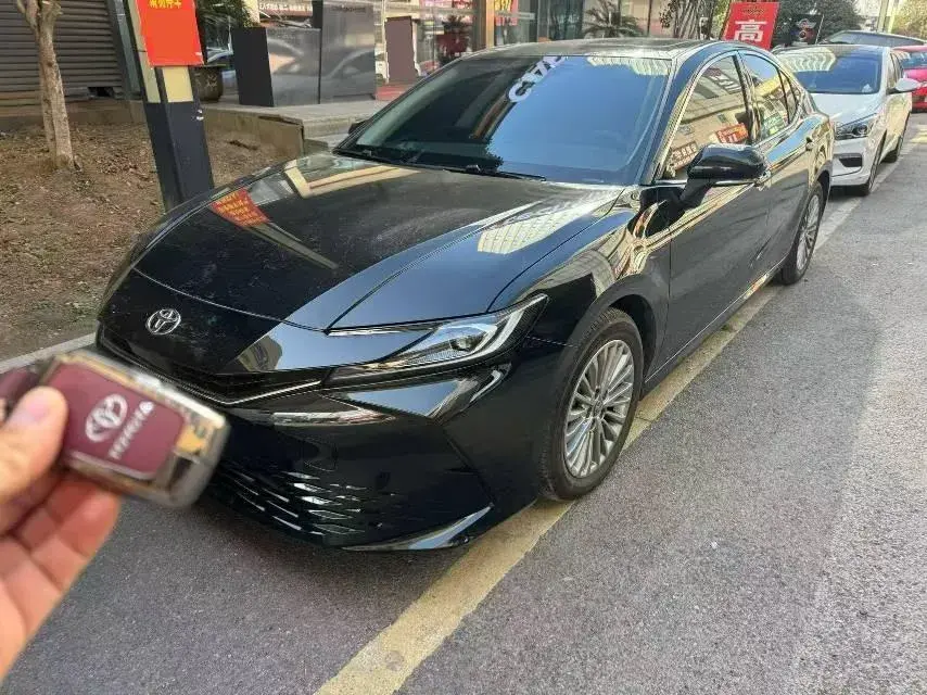 2026 Toyota Camry 2.0L 173HP L4 CVT