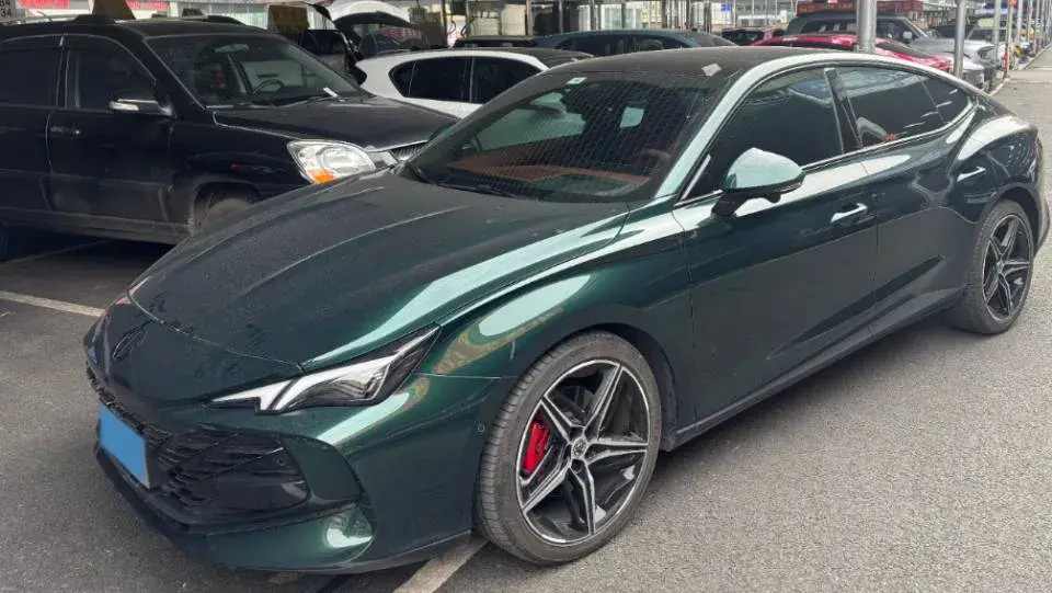 2023 MG 7 2.0T 261HP L4 9AT