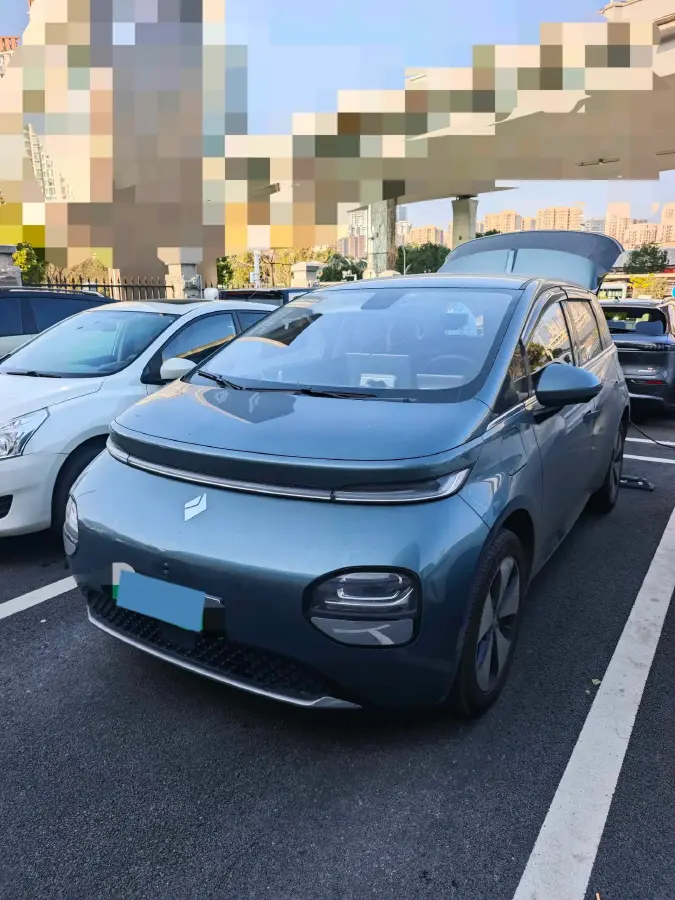 2023 BaoJun Cloud BEV 50.6KWH