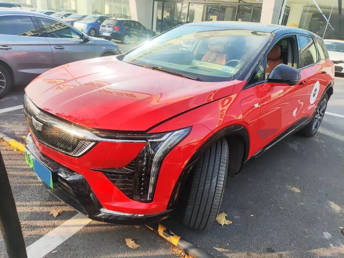 2024 Cadillac OPTIQ BEV 79.7KWH,autocango,china used car exporter,china ev exporter,chinese used car exporter,chinese used ev exporter