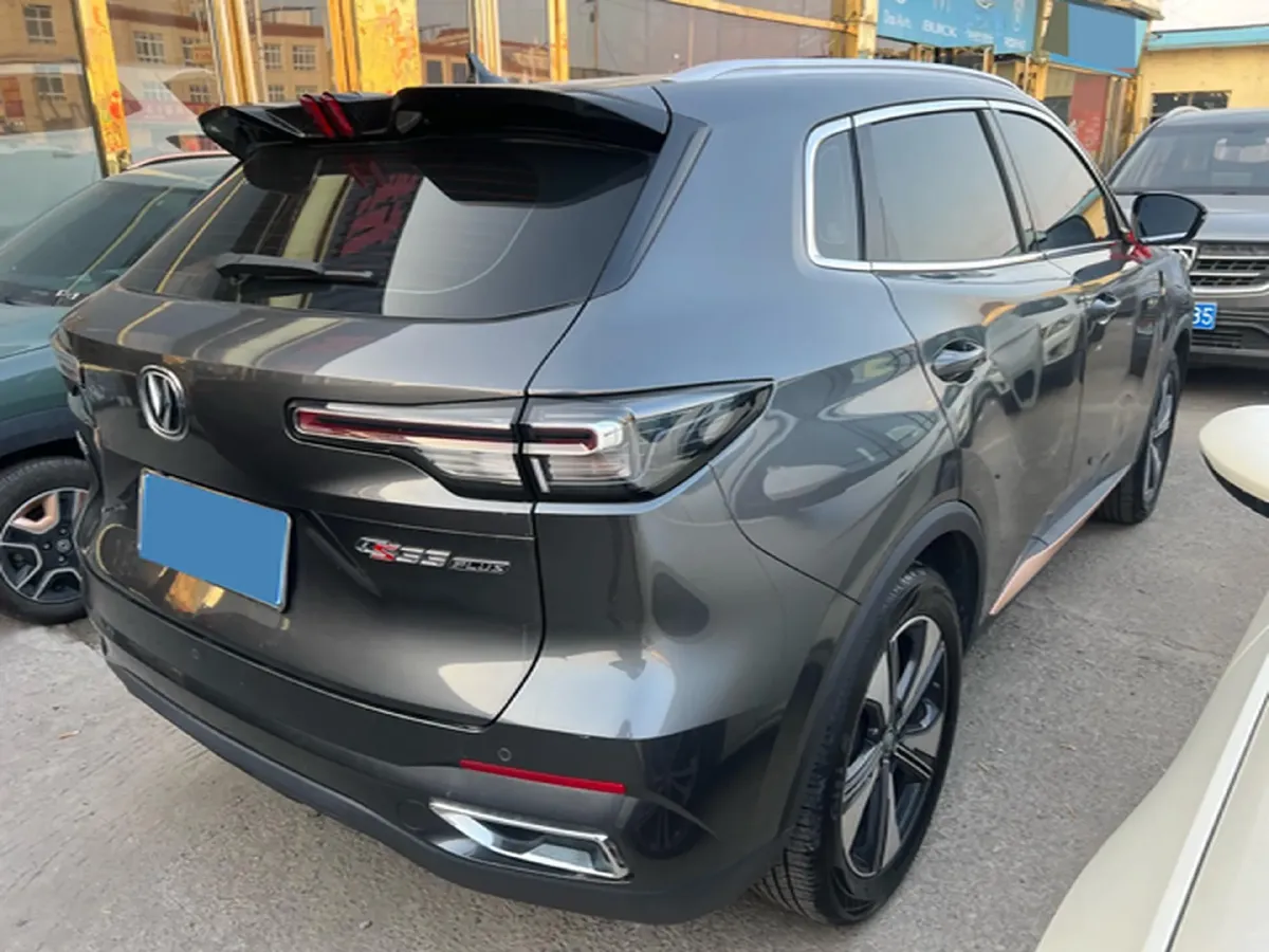 2022 ChangAn UNI-V 1.5T 188HP L4 7DCT,autocango,china used car exporter,china ev exporter,chinese used car exporter,chinese used ev exporter