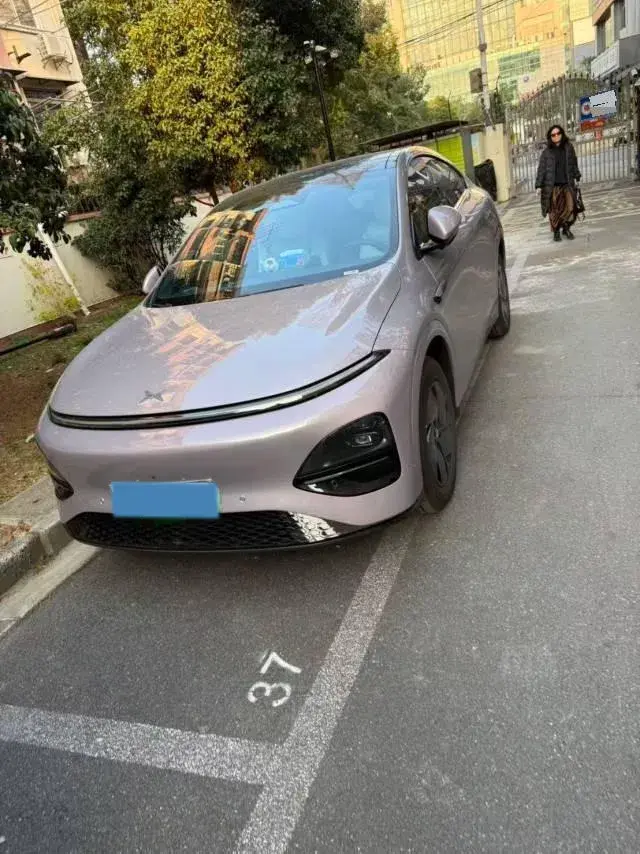 2025 Xpeng G6 BEV 68.5KWH