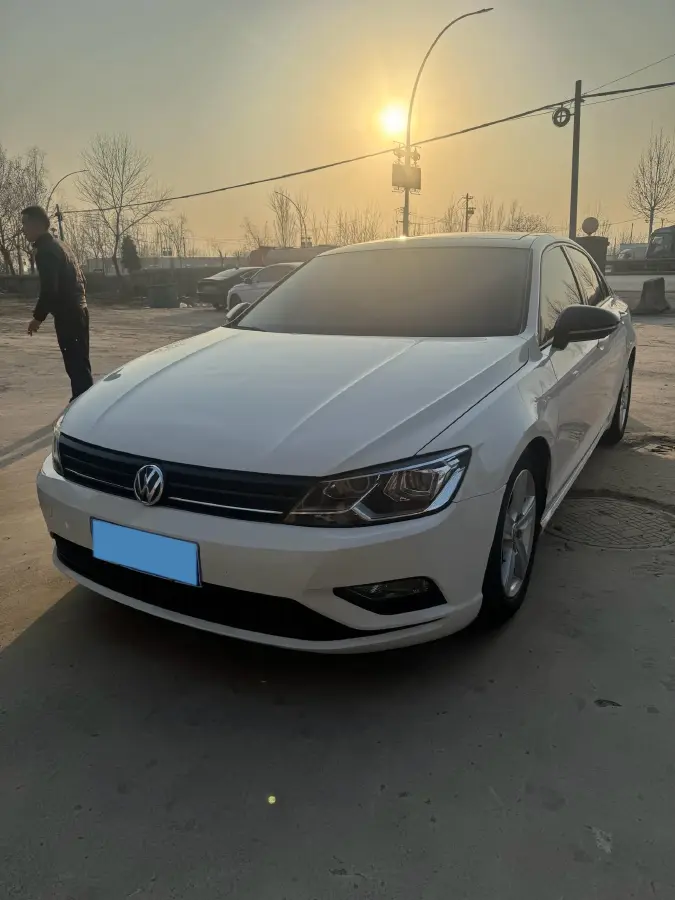2018 Volkswagen Lamando 1.4T 131HP L4 7DCT
