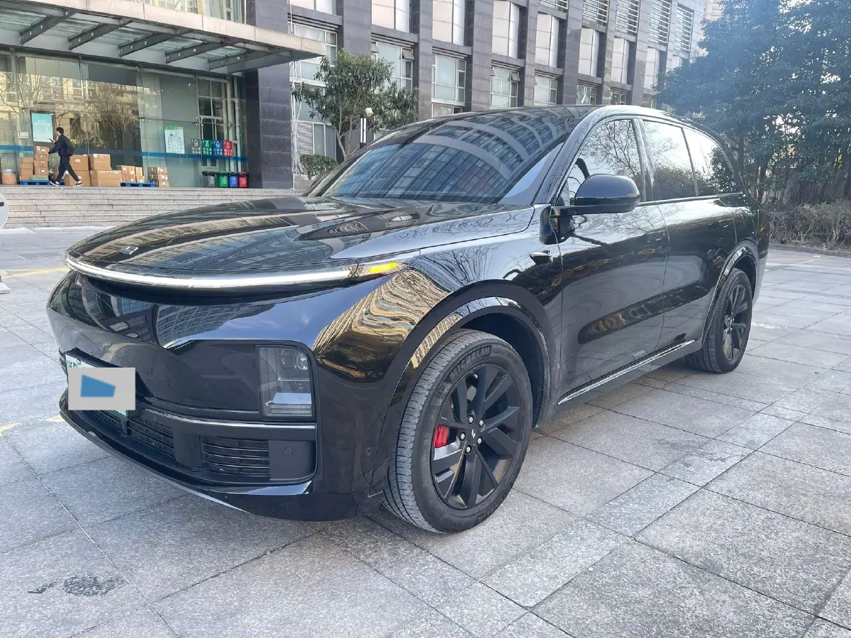 2023 Li L8 Range Extended 154HP REEV 40.9KWH