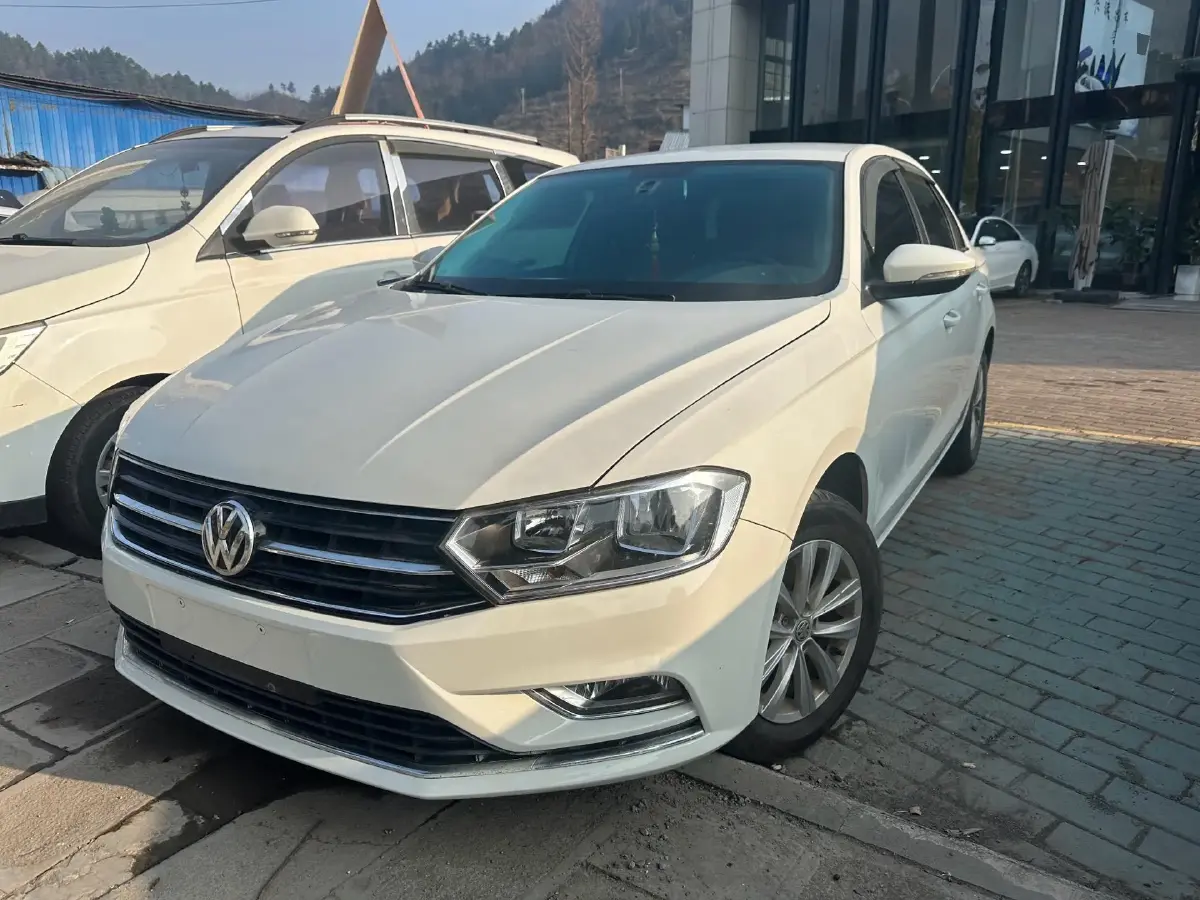 2018 Volkswagen Bora 1.5L 110HP L4 5MT