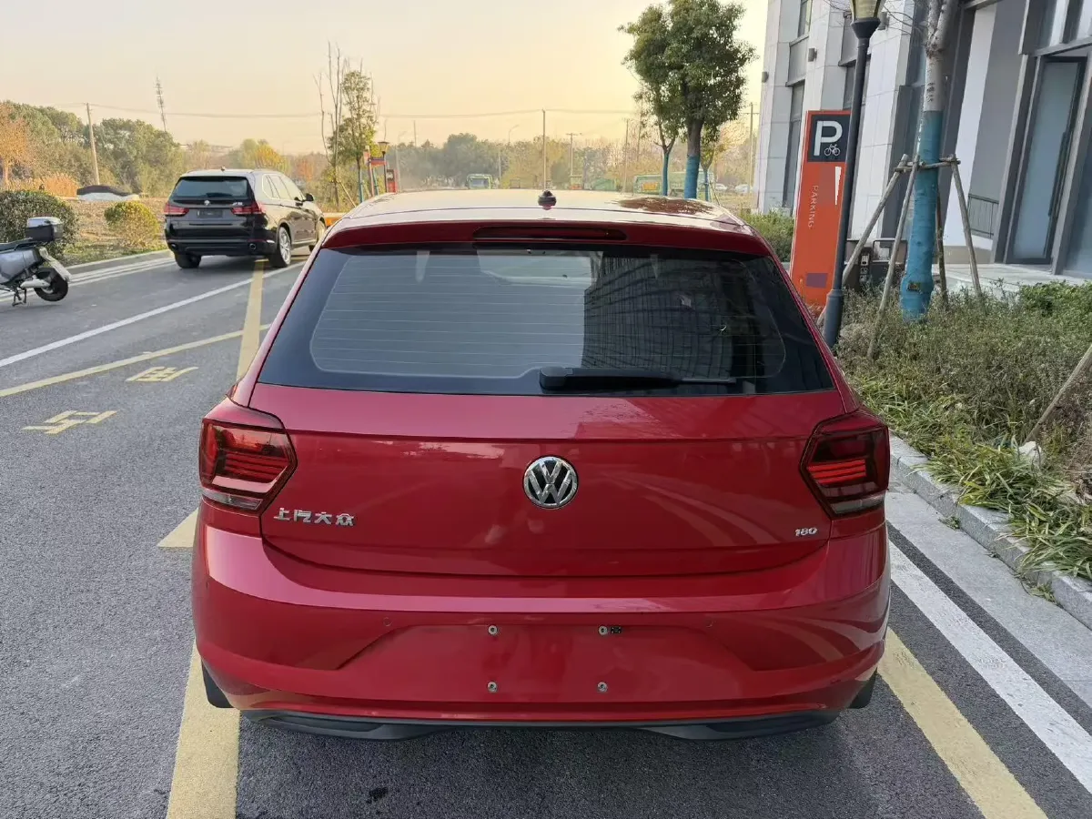 2021 DongFeng Aeolus AX7 1.6T 170HP L4 6AT,autocango,china used car exporter,china ev exporter,chinese used car exporter,chinese used ev exporter