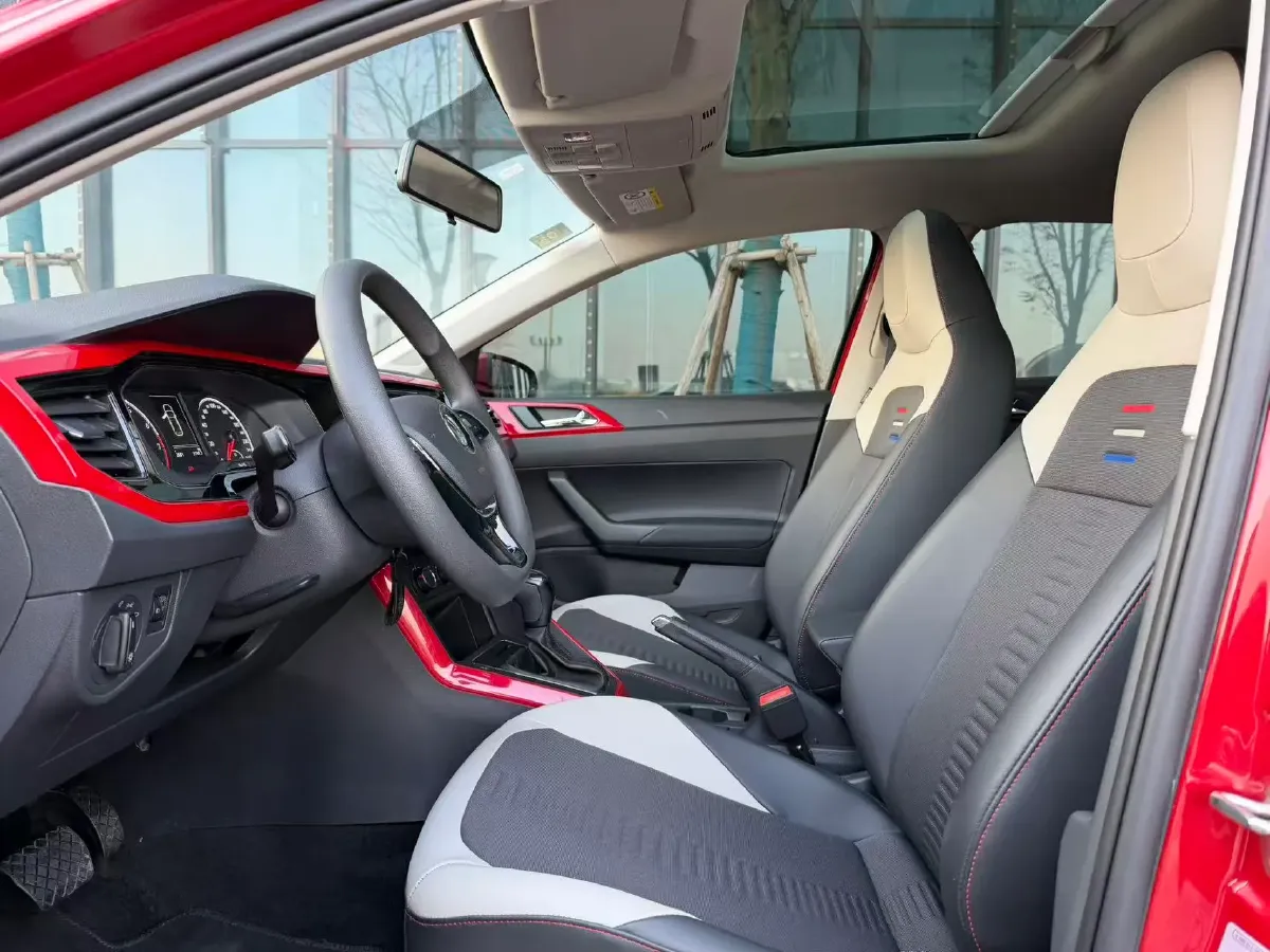 2021 DongFeng Aeolus AX7 1.6T 170HP L4 6AT,autocango,china used car exporter,china ev exporter,chinese used car exporter,chinese used ev exporter