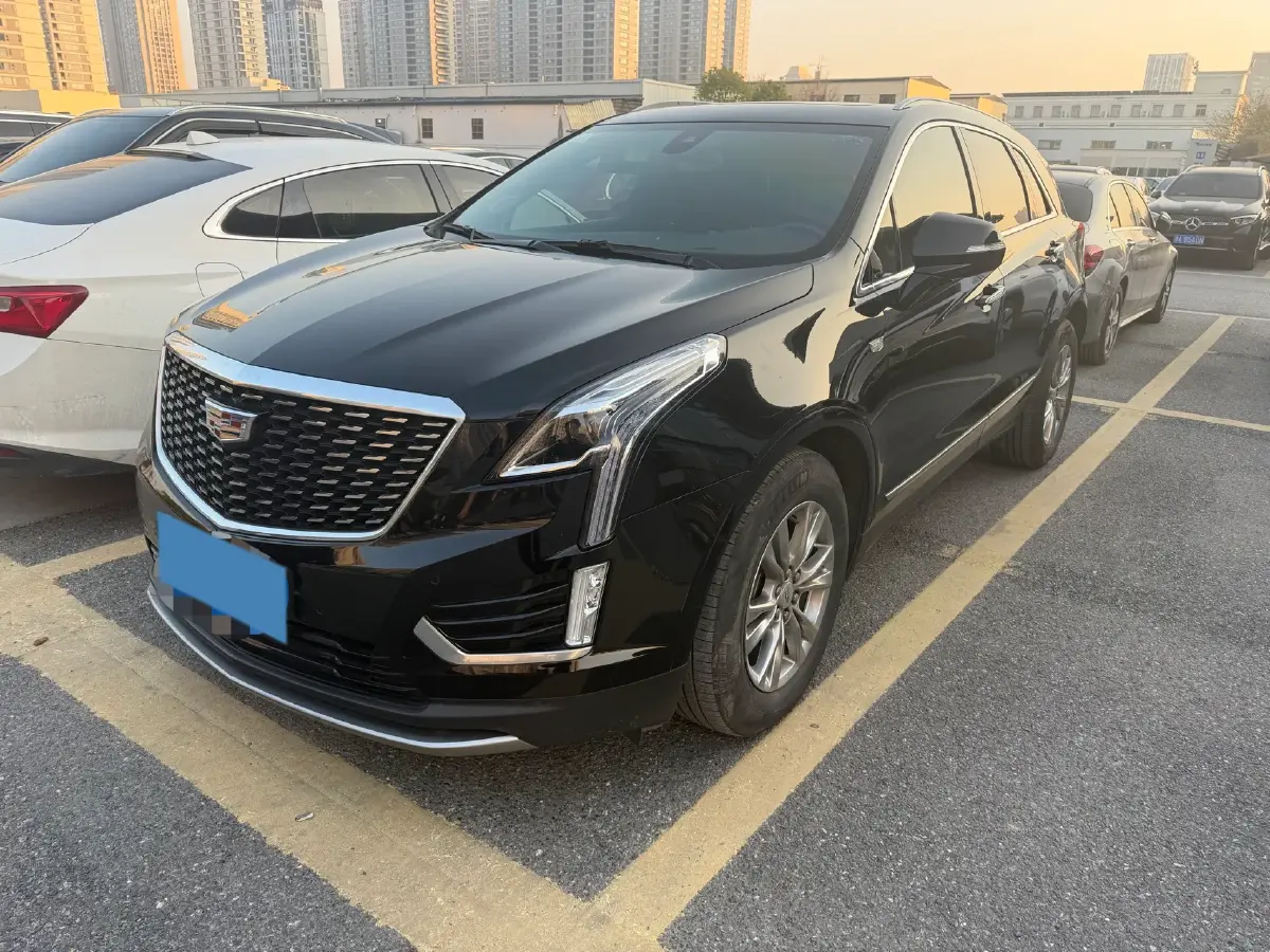 2021 Cadillac XT5 2.0T 237HP L4 9AT