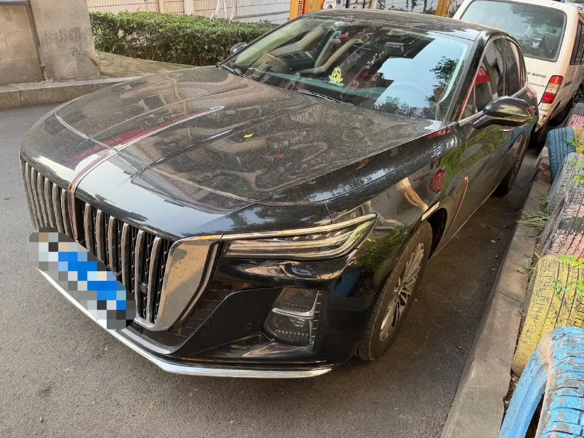 2024 HongQi H5 2.0T 224HP L4 8AT